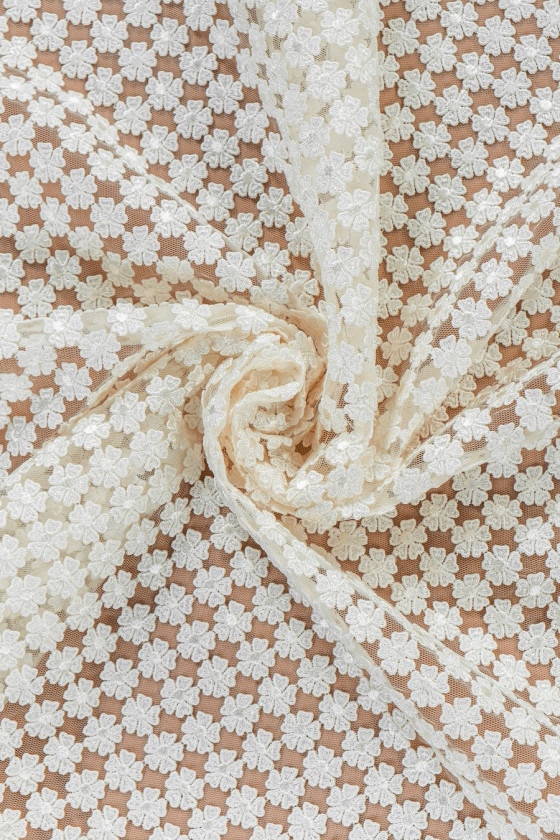 Čipkované malé kvety na hodvábnom organe KUPÓN 60cm