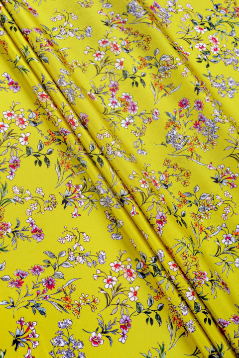 Polyester satin in fine flowers