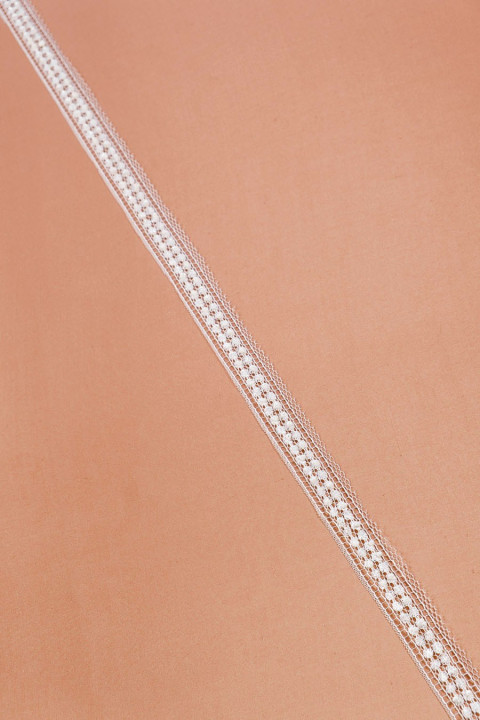 Tape with beads
