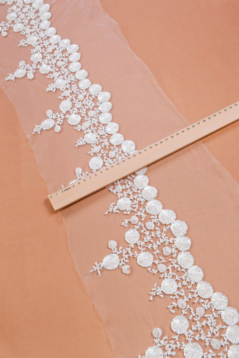 Tape with sequins and beads