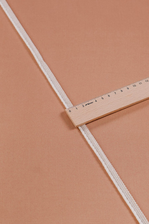 Lurex thread tape