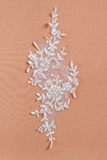 Wedding applay with pearls and silver thread