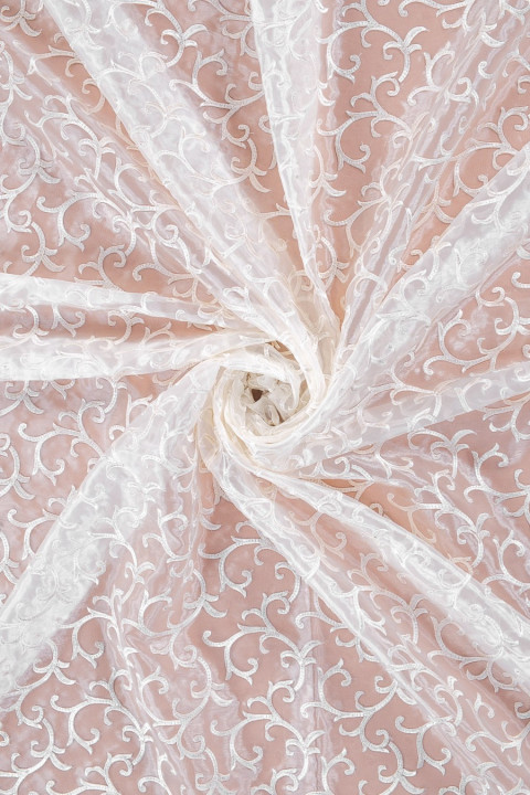 Organza haftowana biało-srebrna