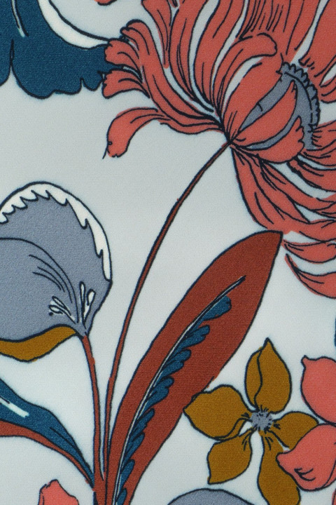 Viscose cadi in flowers