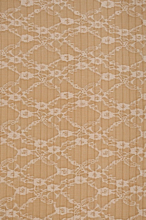 Encaje plisado beige