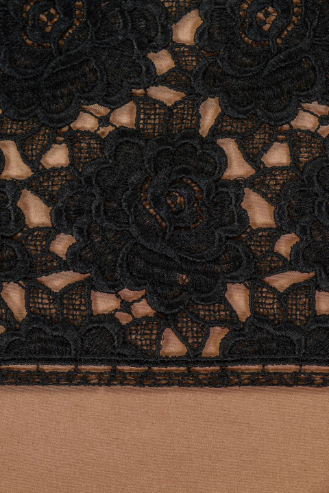 Black narrow guicury