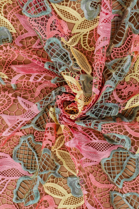 Pastel guipure