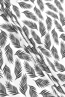 White wiskoza in the leaves