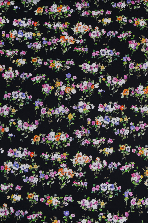 Silk crepe - black in flowers