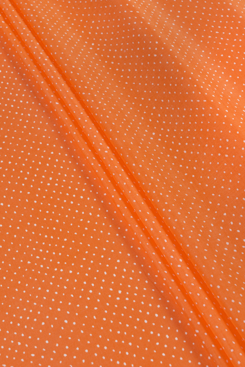 Oranžový batiste s bodkami