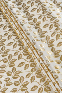 Jacquardstoff mit goldenen Blättern