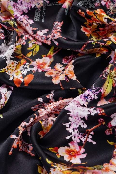 Silk satin in flowers - coupon