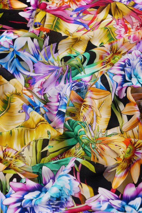 Silk crepe with colorful flowers