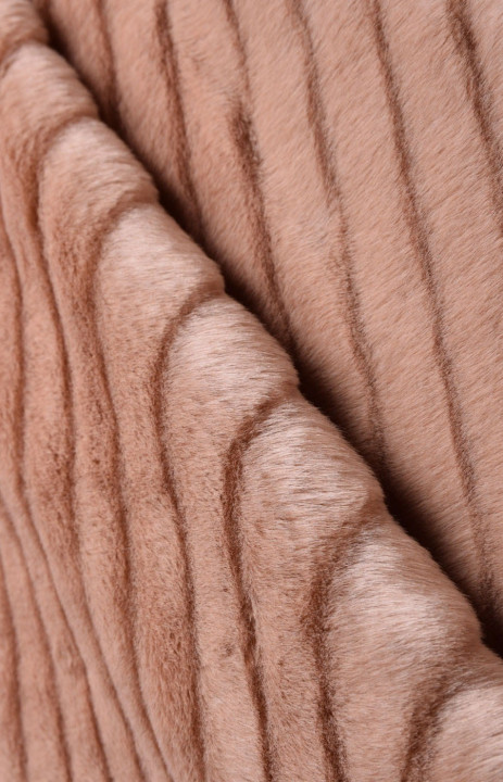 Faux fur powder pink