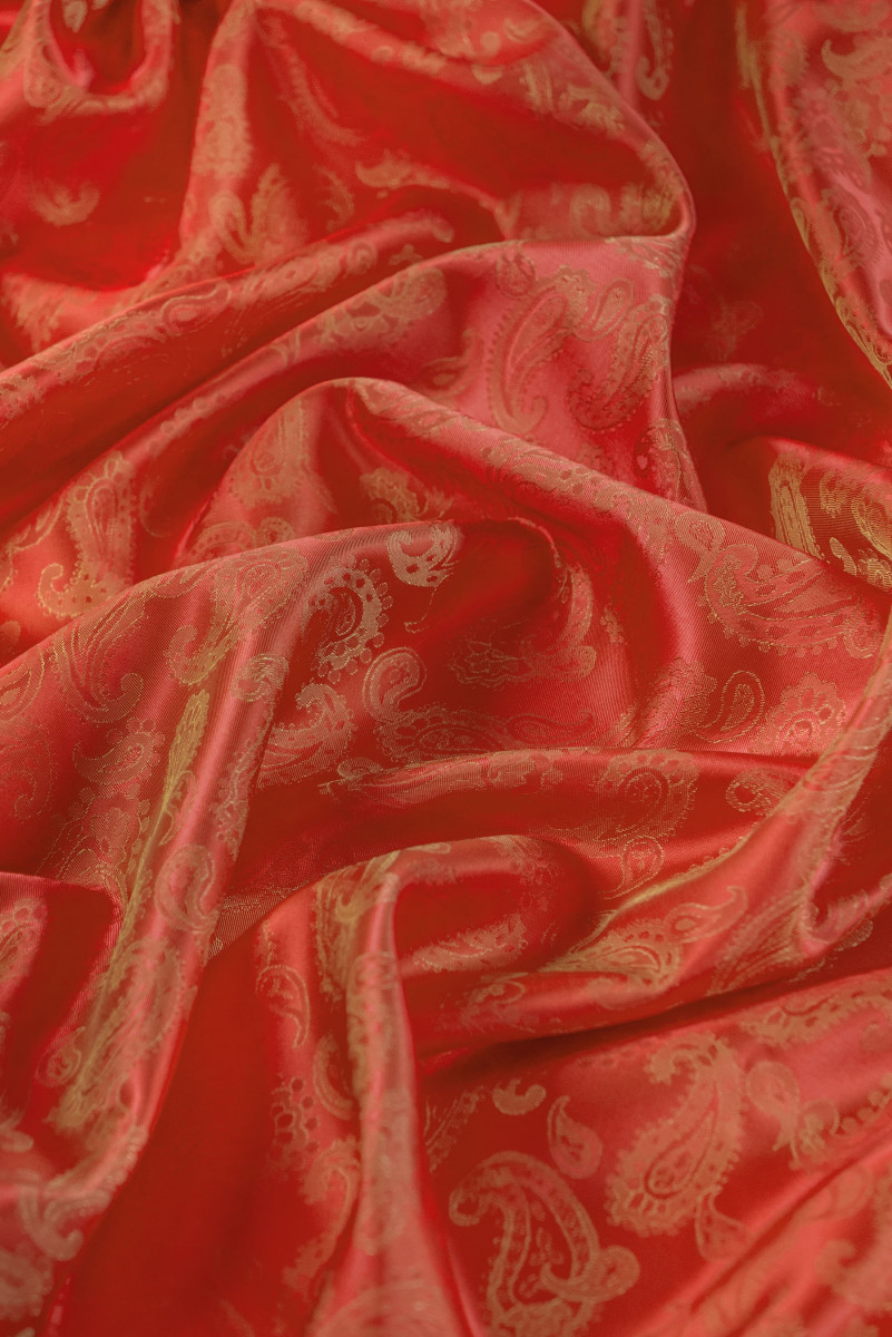 Jacquardvoering - rood-rode COUPON 160cm