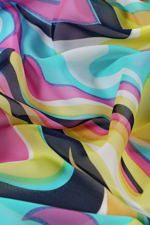 Zijden chiffon met kleurrijke patronen