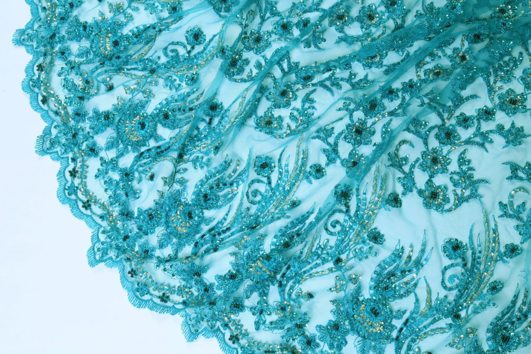 Lace with beads turquoise