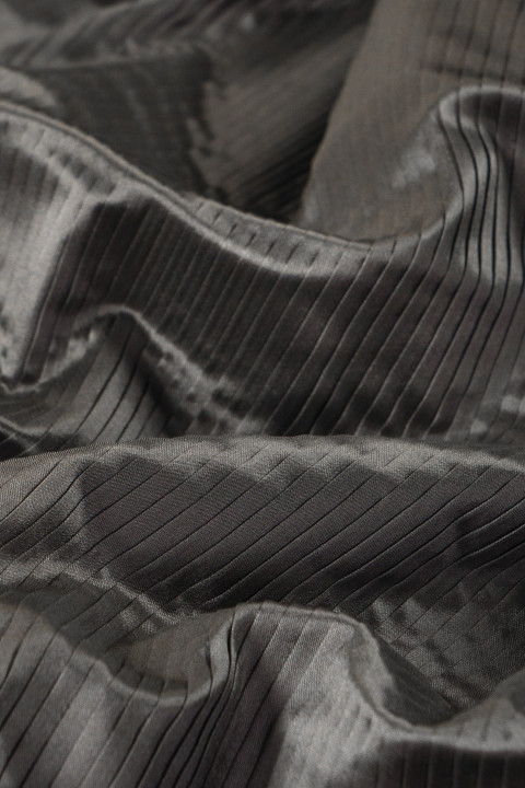Pleated silk fabric - gray