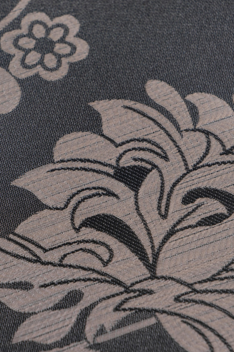 Jacquard in flowers - gray-beige