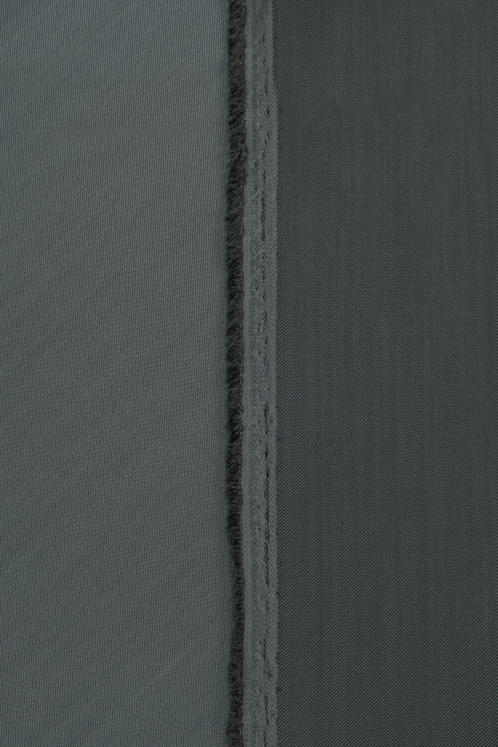 Kostüümivill - hall-must