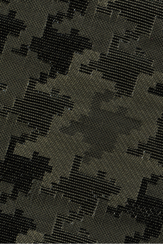 Jacquard in a chicken foot