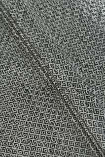 Jacquard de diamantes con rafia