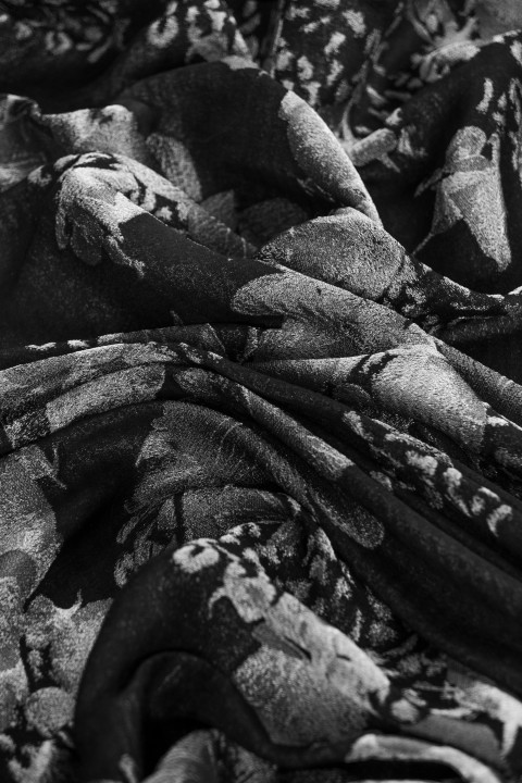 Silk jacquard with flowers
