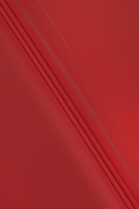 Lycra rot zerkratzt