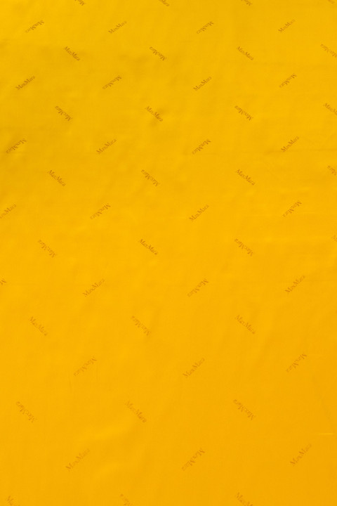 Signed yellow lining