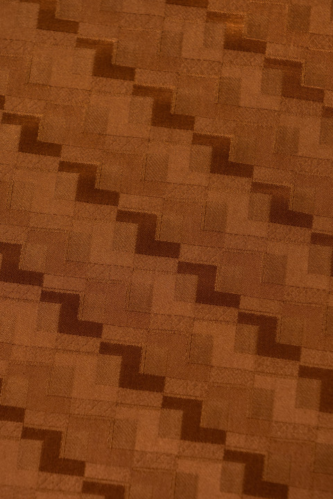 Jacquard silk ore