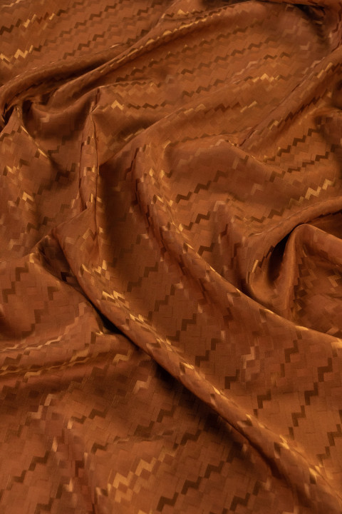 Jacquard silk ore
