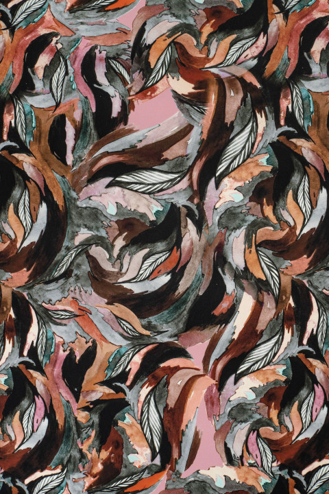 Polyester cadi in a leaf