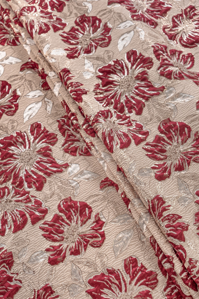 Jacquard in flowers - red