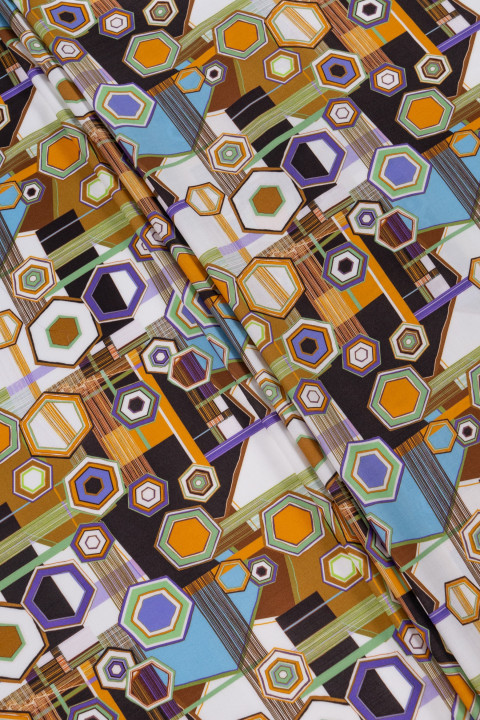 Viscose in geometric patterns