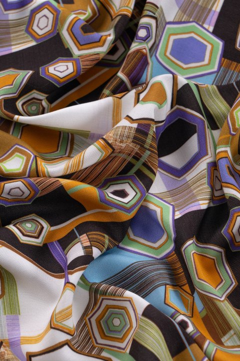 Viscose met geometrische patronen
