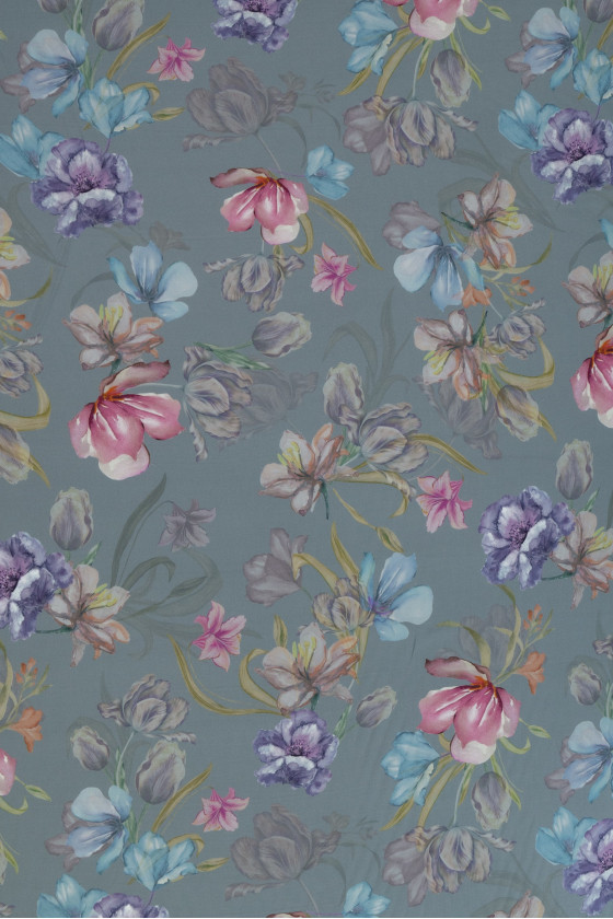 Viscose in painted flowers