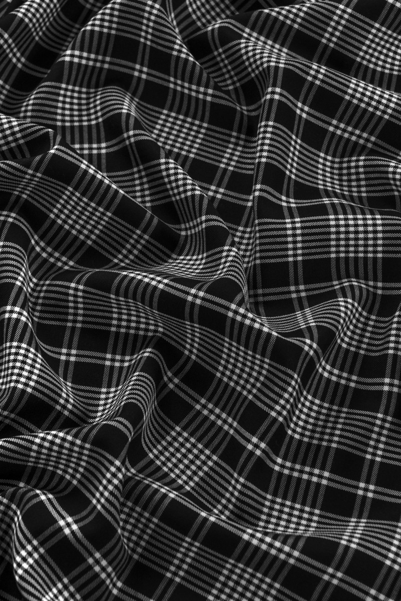 Checkered wool white and black