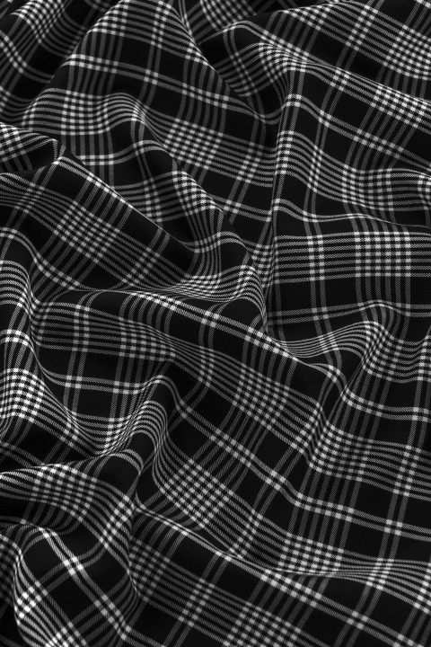 Checkered wool white and black