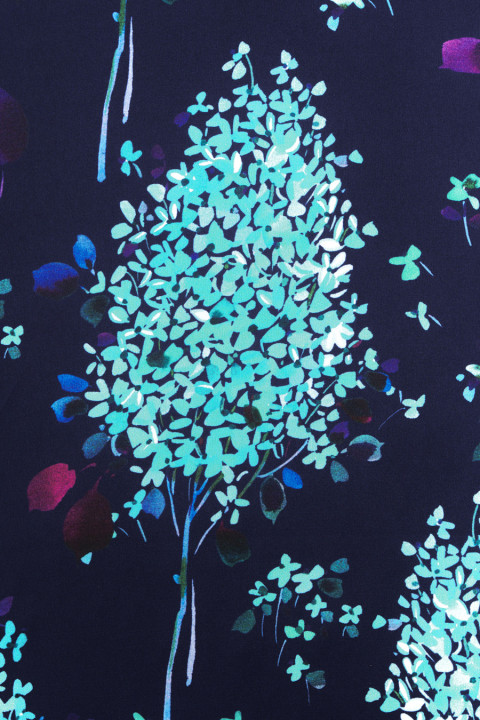 Polyester satin in flowers