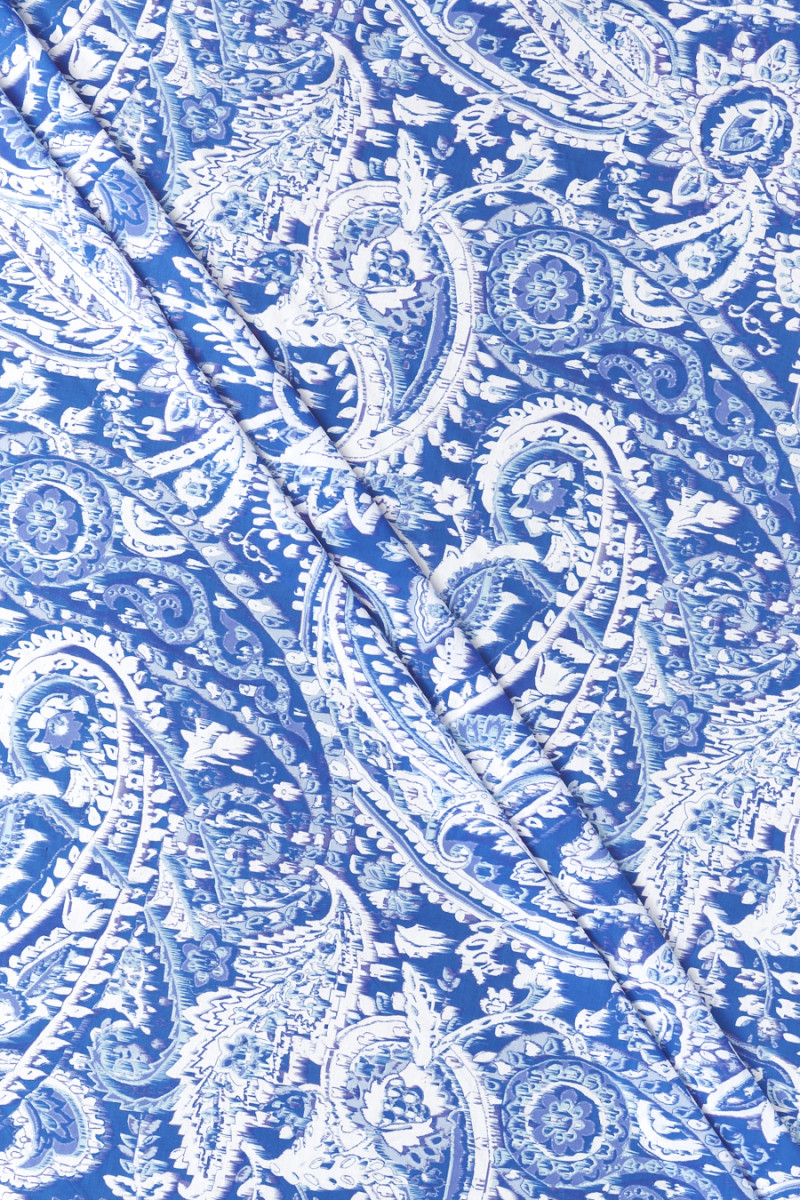 Batyst wiskozowy biało-niebieski paisley