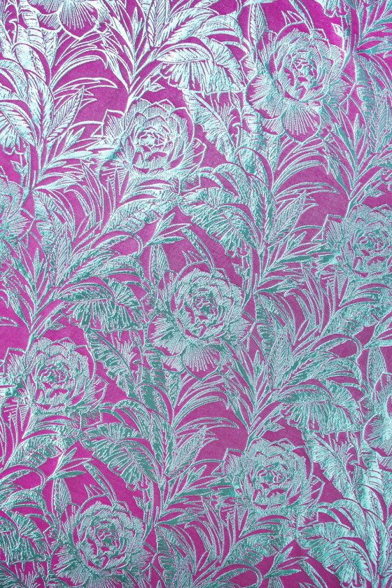 Fuchsia jacquard with sparkling flowers COUPON 60 cm