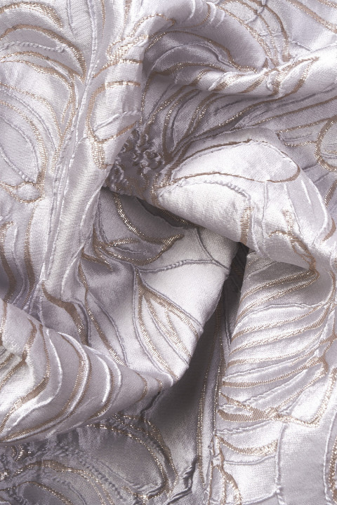 Jacquard in large flowers gray-platinum