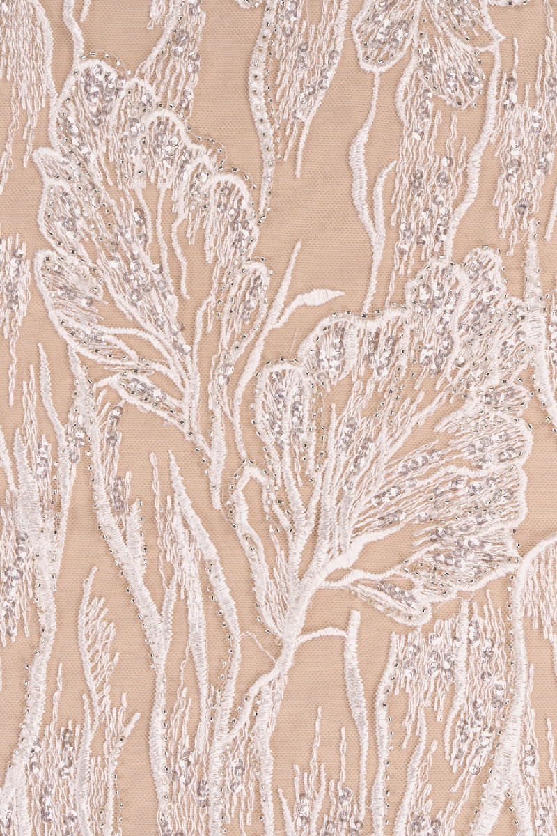 Écru lace with beads COUPON 80cm