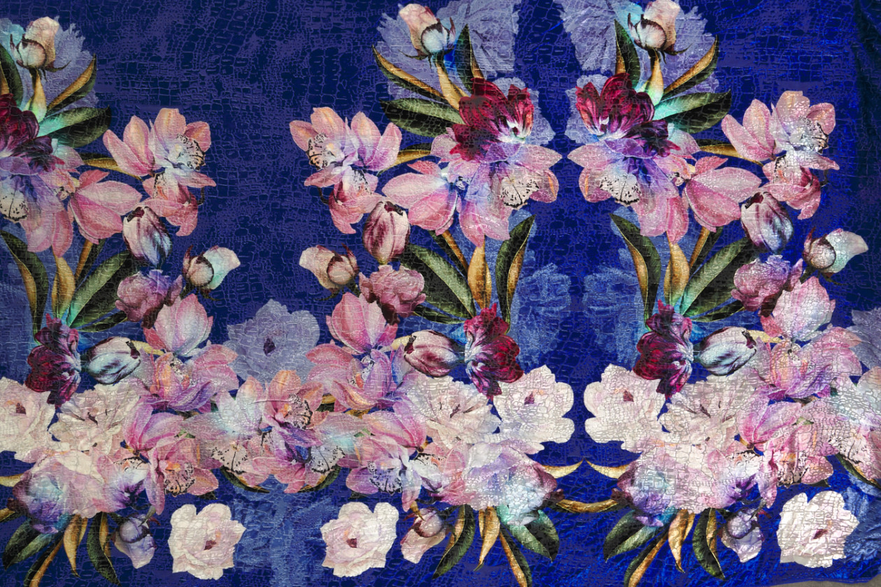 Velour devore med blomster KUPON 180 cm