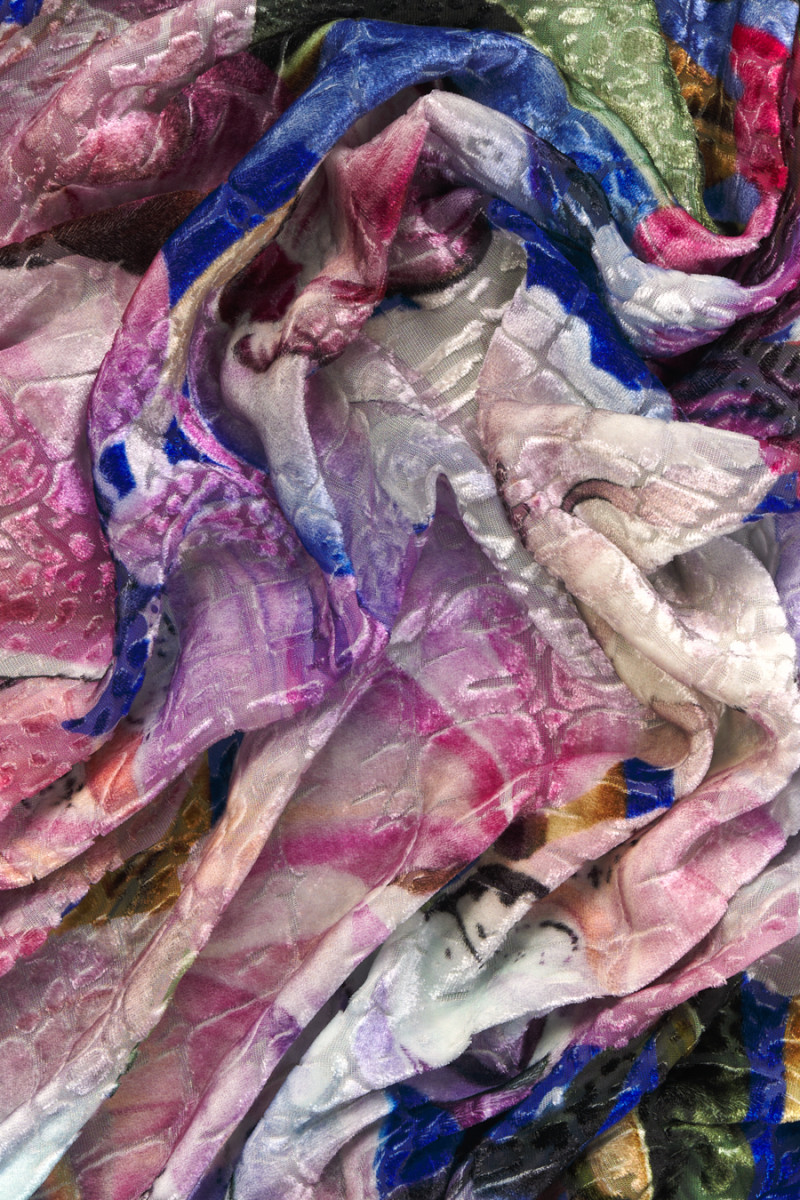 Velours devore met bloemen KORTING 180cm