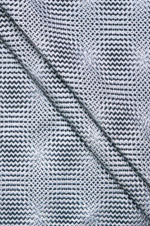 Jacquard con zigzags plateados