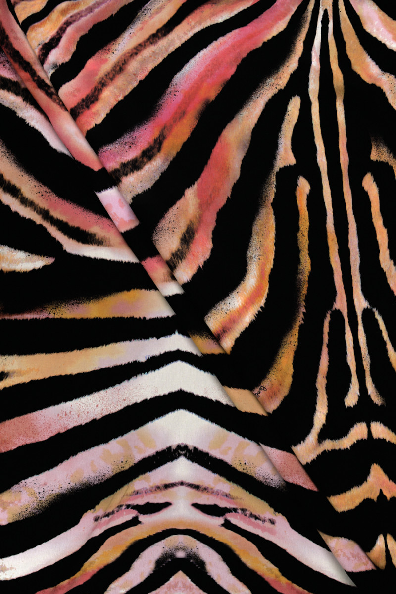 Krepa jedwabna sygnowana zebra