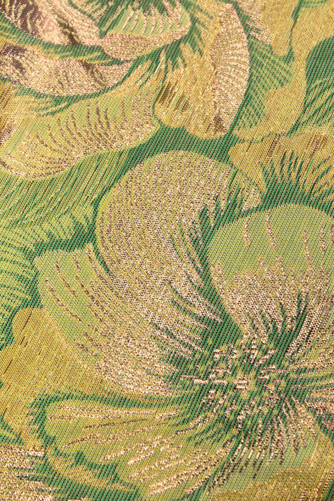 Jacquard with large flowers