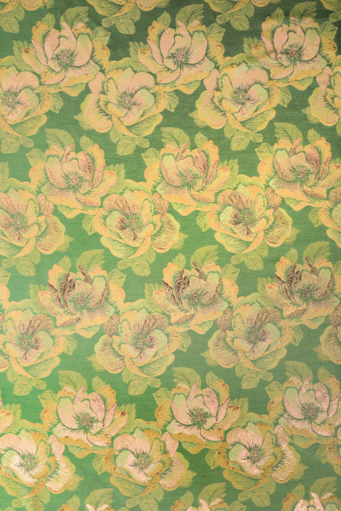 Jacquard with large flowers