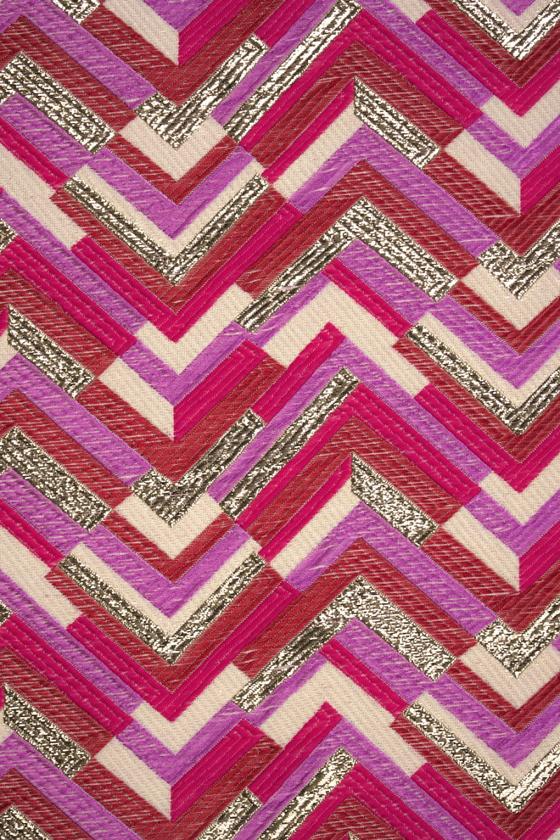 Jacquard cu zig-zaguri colorate lurex